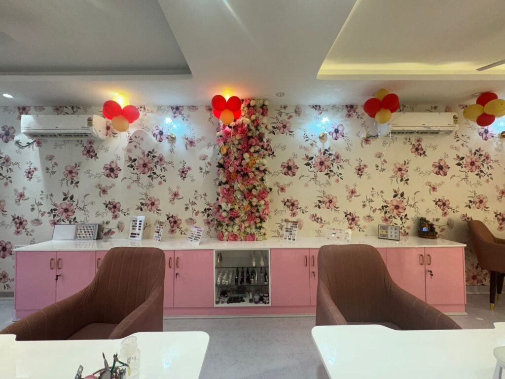 nail extension dehradun